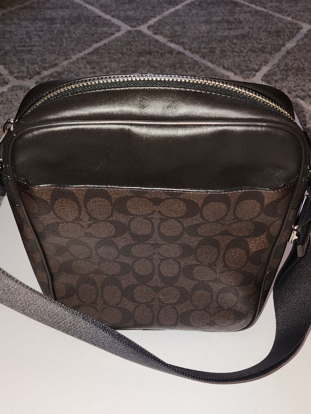 Coach Top Zip Messenger Black and Gray Messenger Bag. - Picture 5 of 14